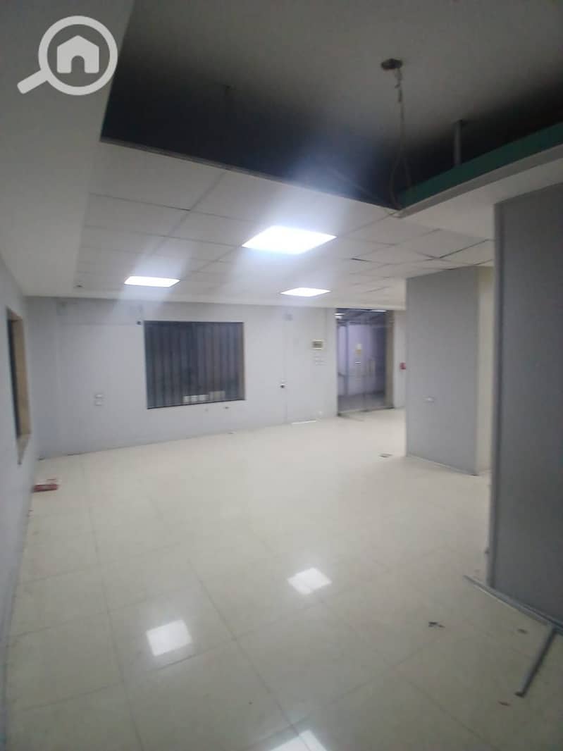 3 WhatsApp Image 2025-12-28 at 2.34. 28 PM (2). jpeg