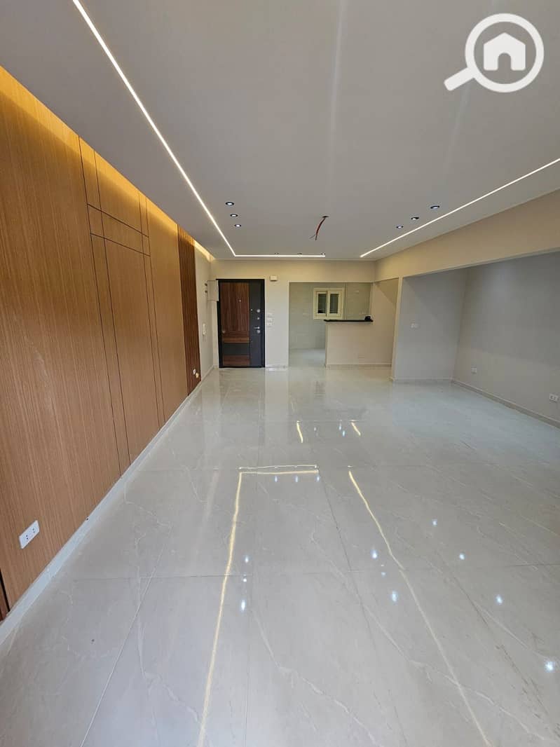 13 ed8be8d0-de7c-48b8-aa5c-98509d856c16. jpg