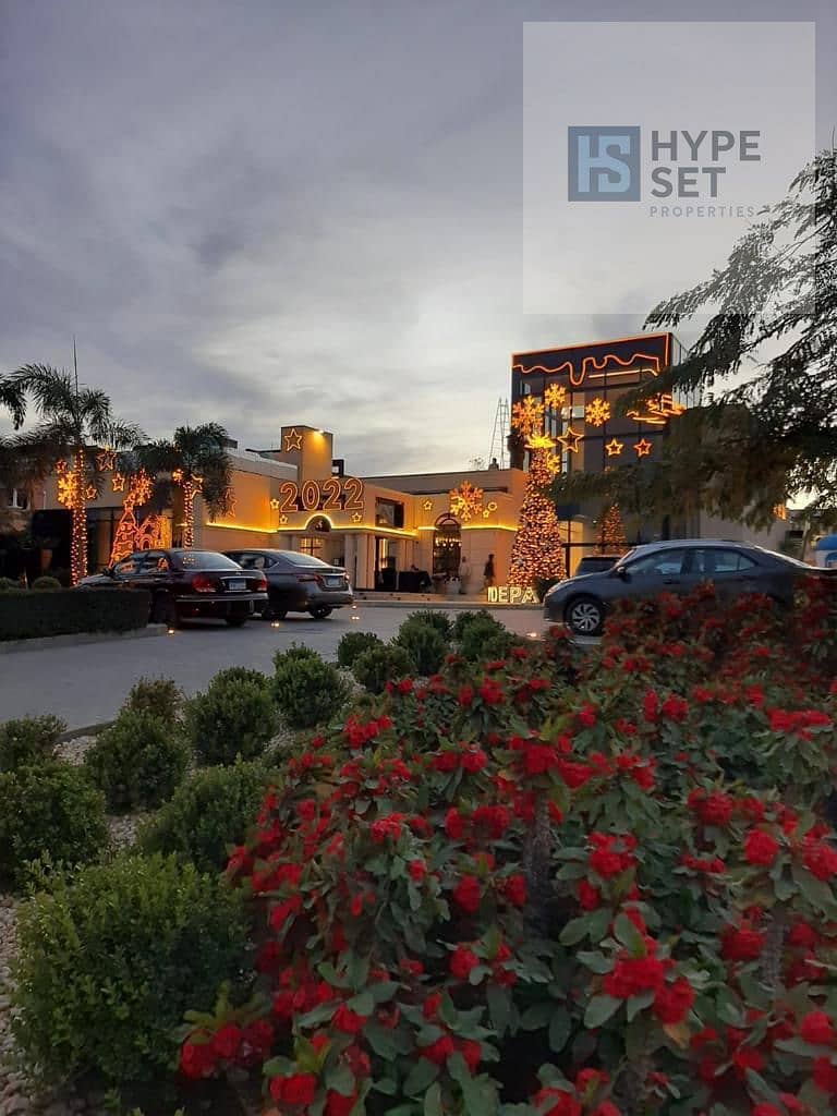 11 437f60c8-ea49-4ebd-bfa1-b4b474e13743. jpg