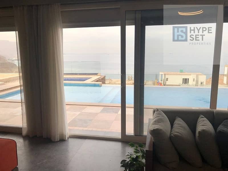 9 69978528_10216838281123247_387378837186412544_n. jpg