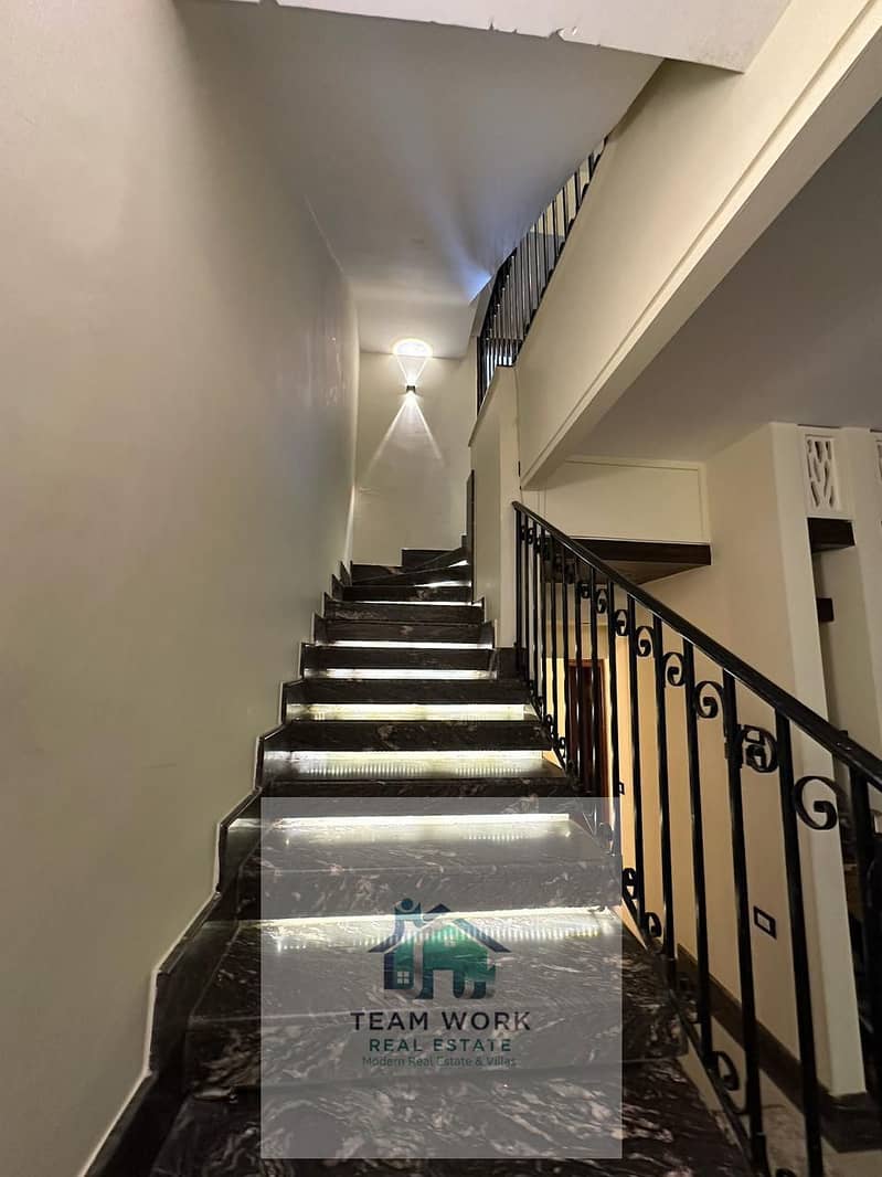 10 1118a0b5-3e51-4626-b10a-1cddc1e990e4. jpg