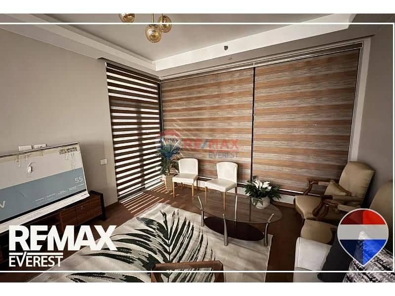 5 8468988-cd703o. jpg