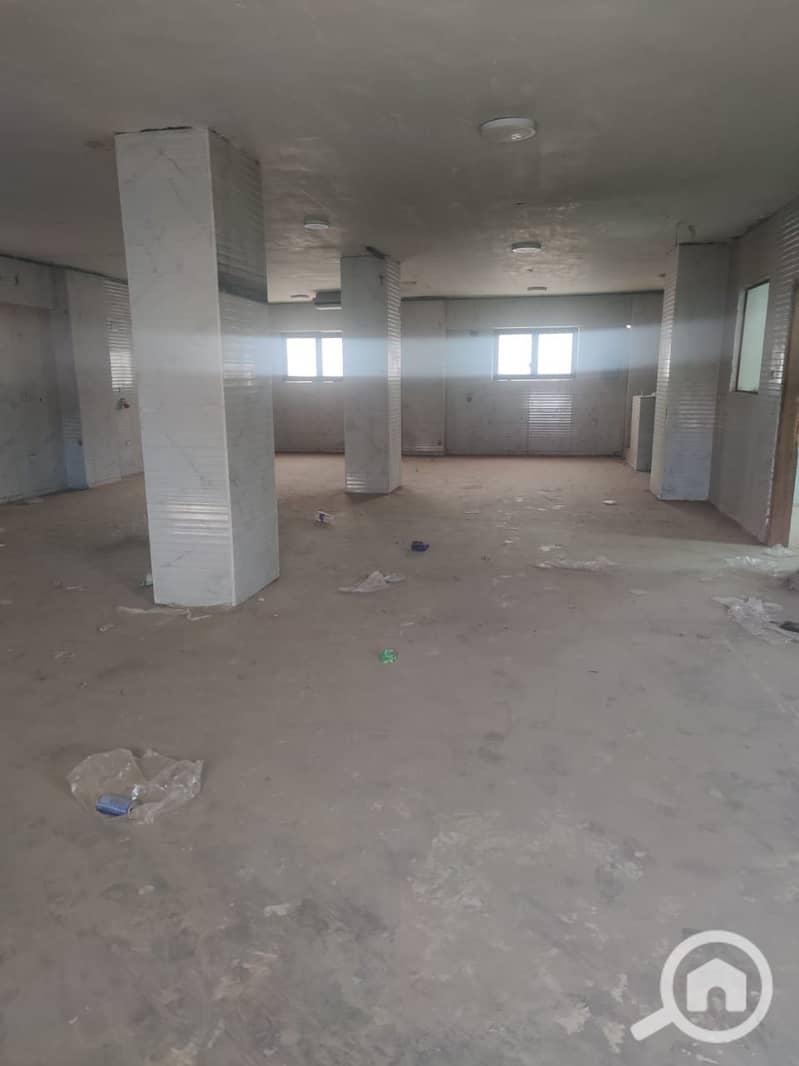 4 5cbafe32-db88-45fa-8b01-d7ec703b0608. jpg