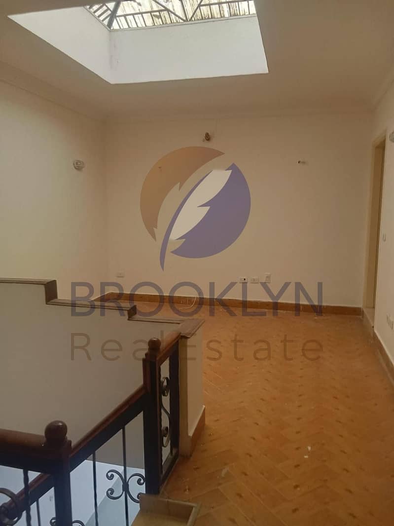 10 9fd44f45-62f6-41bc-98ad-6cf38a7a33da. jpeg