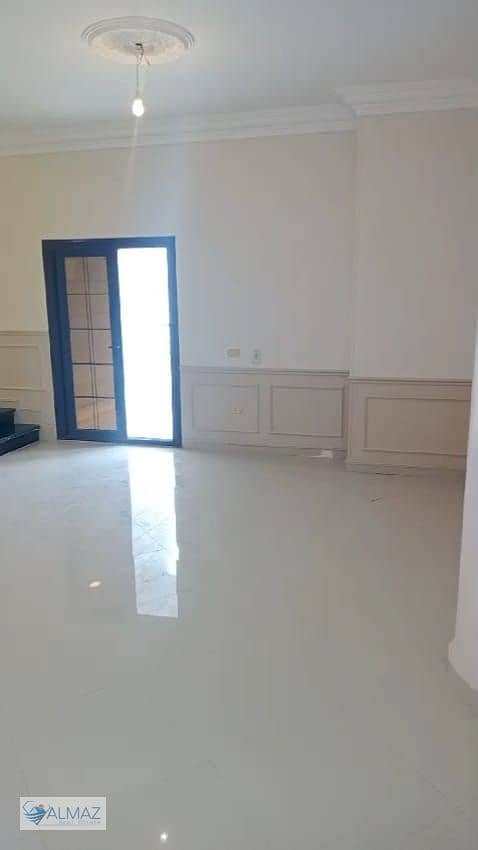 40 WhatsApp Image 2025-12-28 at 3.18. 32 PM (1). jpeg