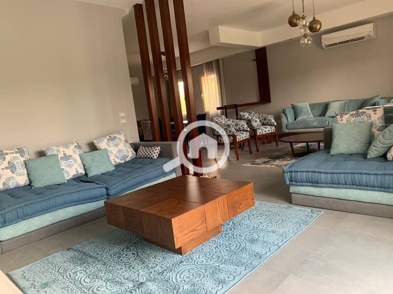 4 fdafbfe3-57e2-40f3-ac6b-15694813e537. jpeg