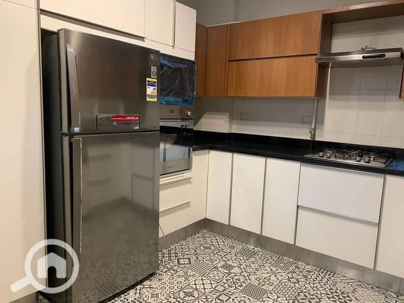 7 487471a5-b878-4b46-9be5-23ade651584d. jpeg