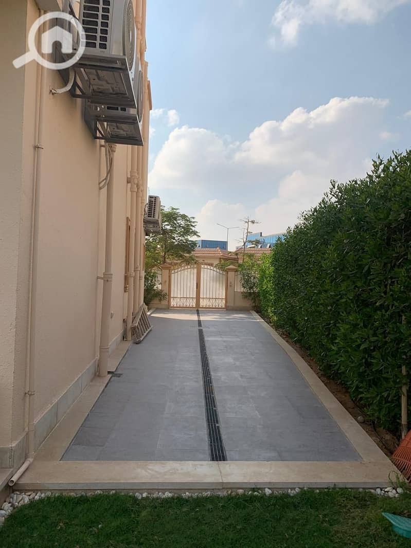 16 b3ee1bcb-8bef-4f13-abe0-c43b31d76d98. jpeg