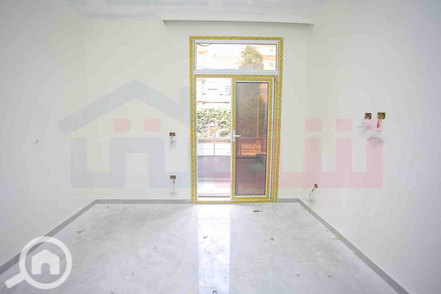 4 WhatsApp Image 2025-12-25 at 15.22. 24 (1). jpg