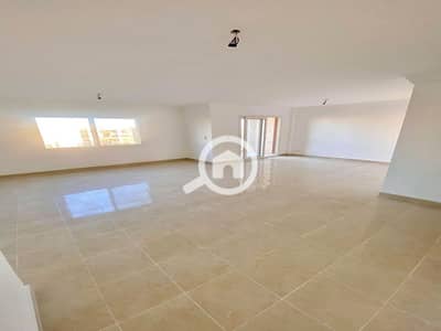 4 Bedroom Flat for Sale in Madinaty, Cairo - 6. JPEG. jfif