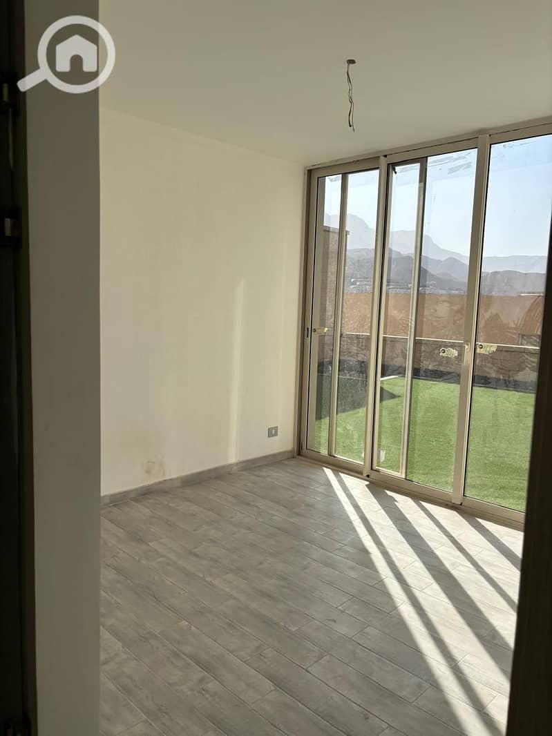 3 WhatsApp Image 2025-12-28 at 13.19. 08 (2). jpeg