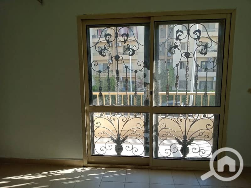 3 d8ae516d-30a9-48ba-8695-9f7a351a8d59. jpeg