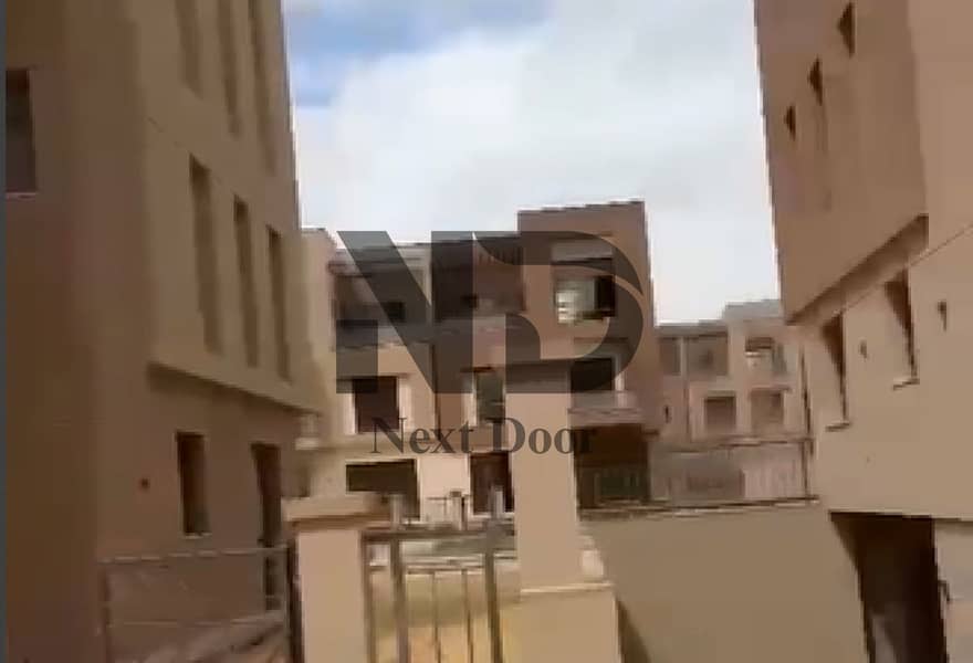 8 a219e8ff-be57-4a3d-8957-ff152fdb36ec. jpg