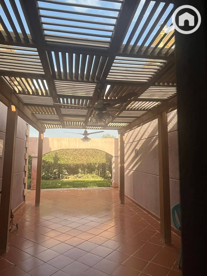 10 WhatsApp Image 2025-12-25 at 11.28. 40 PM. jpeg