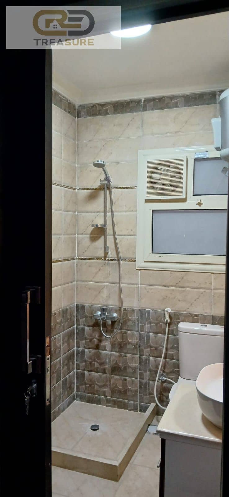 11 WhatsApp Image 2025-12-28 at 4.13. 44 PM (1). jpeg