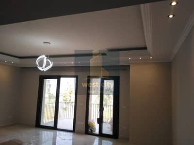 شقة 3 غرف نوم للايجار في الشيخ زايد، الجيزة - IMG-20251216-WA0127. jpg