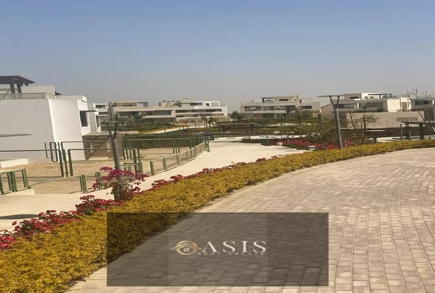 9 8021607-ecf99o. jpg