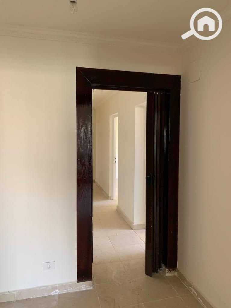 5 b99417ce-2313-4718-92ea-755d8a0b789d. jpg