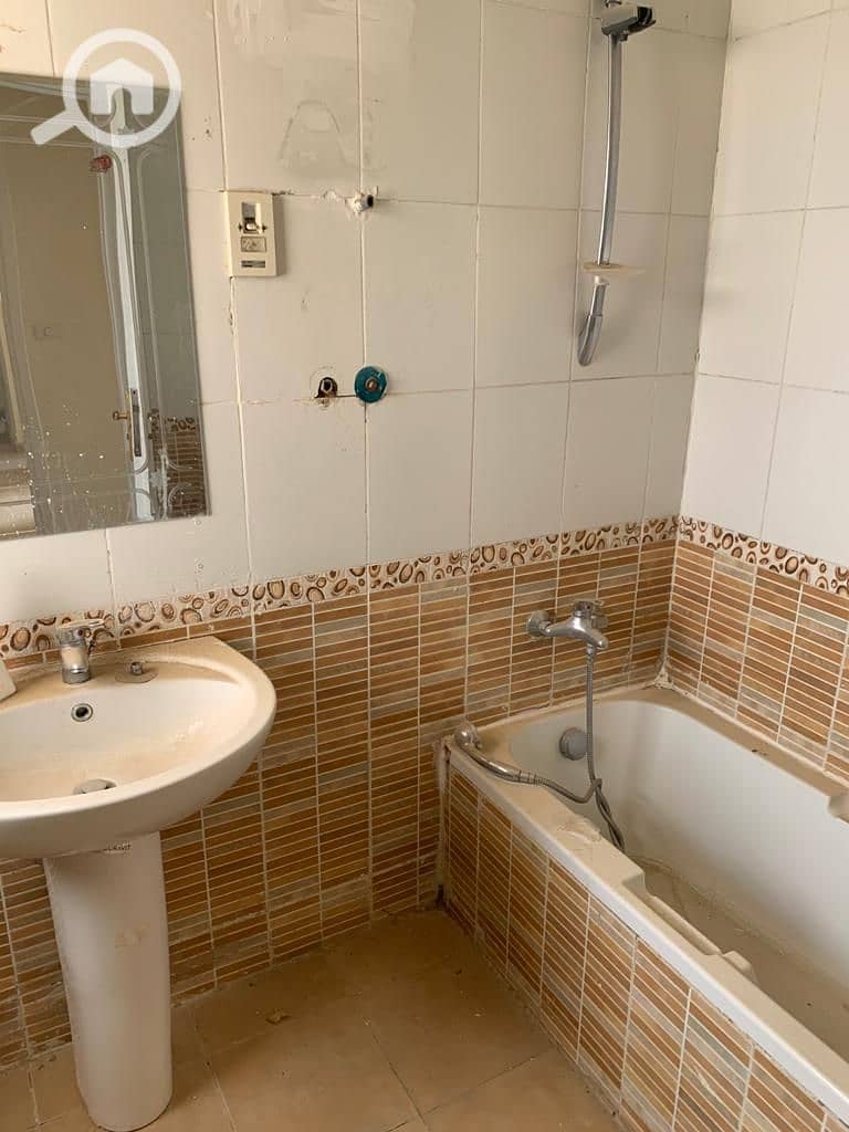 6 a1a7fe1b-f7ac-4298-a58a-fc1dea05a08b. jpg