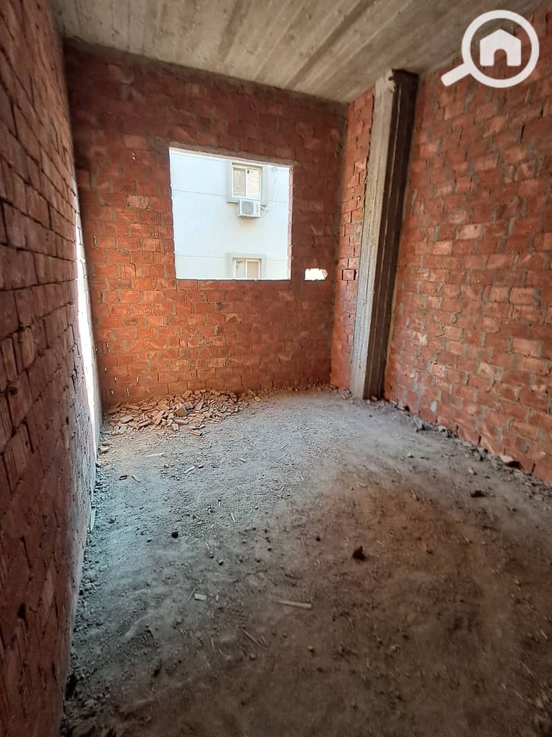 12 ٢٠٢٥١٢١٤_١٣٢١٥٤. jpg