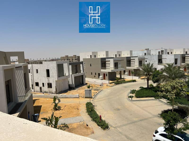 8 WhatsApp Image 2025-12-21 at 15.37. 55 (2). jpeg