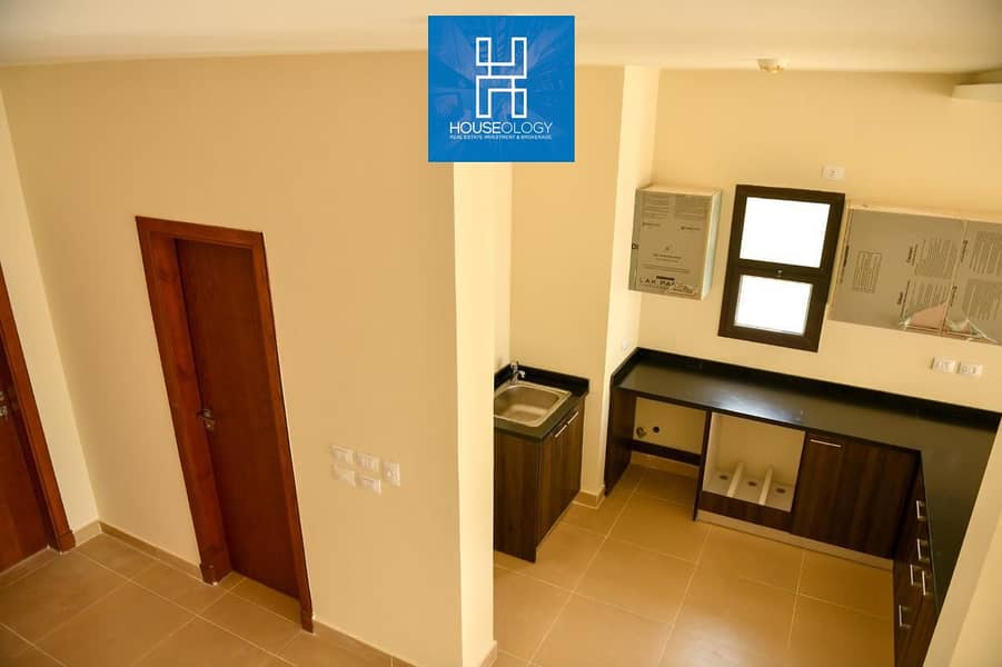 10 WhatsApp Image 2025-11-25 at 13.38. 03 (2). jpeg