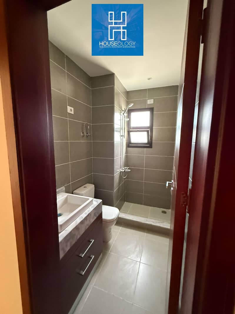 9 WhatsApp Image 2025-12-16 at 13.25. 02. jpeg