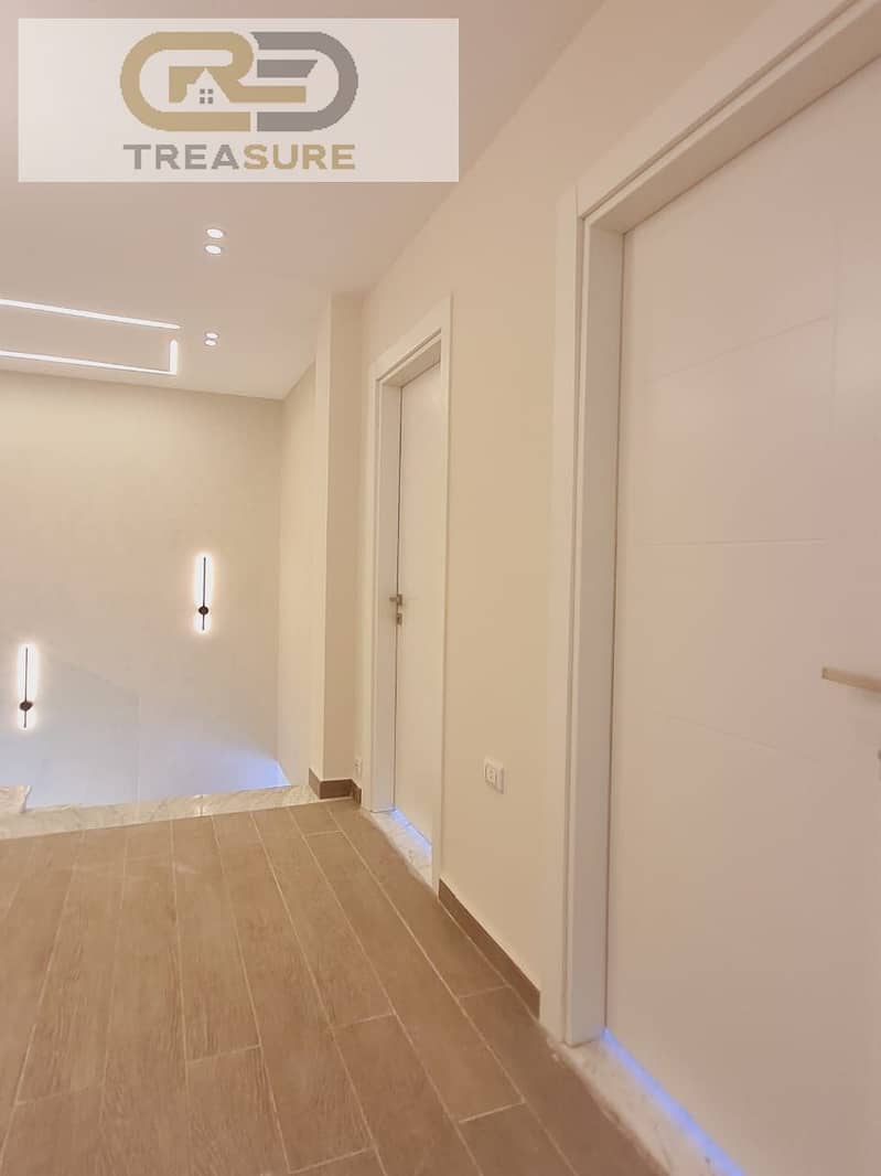 4 WhatsApp Image 2025-12-28 at 4.17. 56 PM (1). jpeg