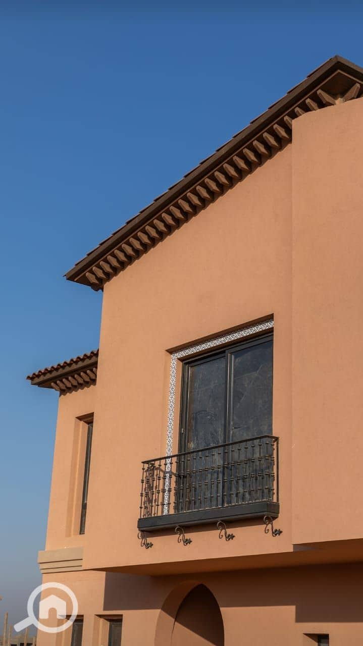 4 WhatsApp Image 2025-02-05 at 12.57. 21 PM (1). jpeg