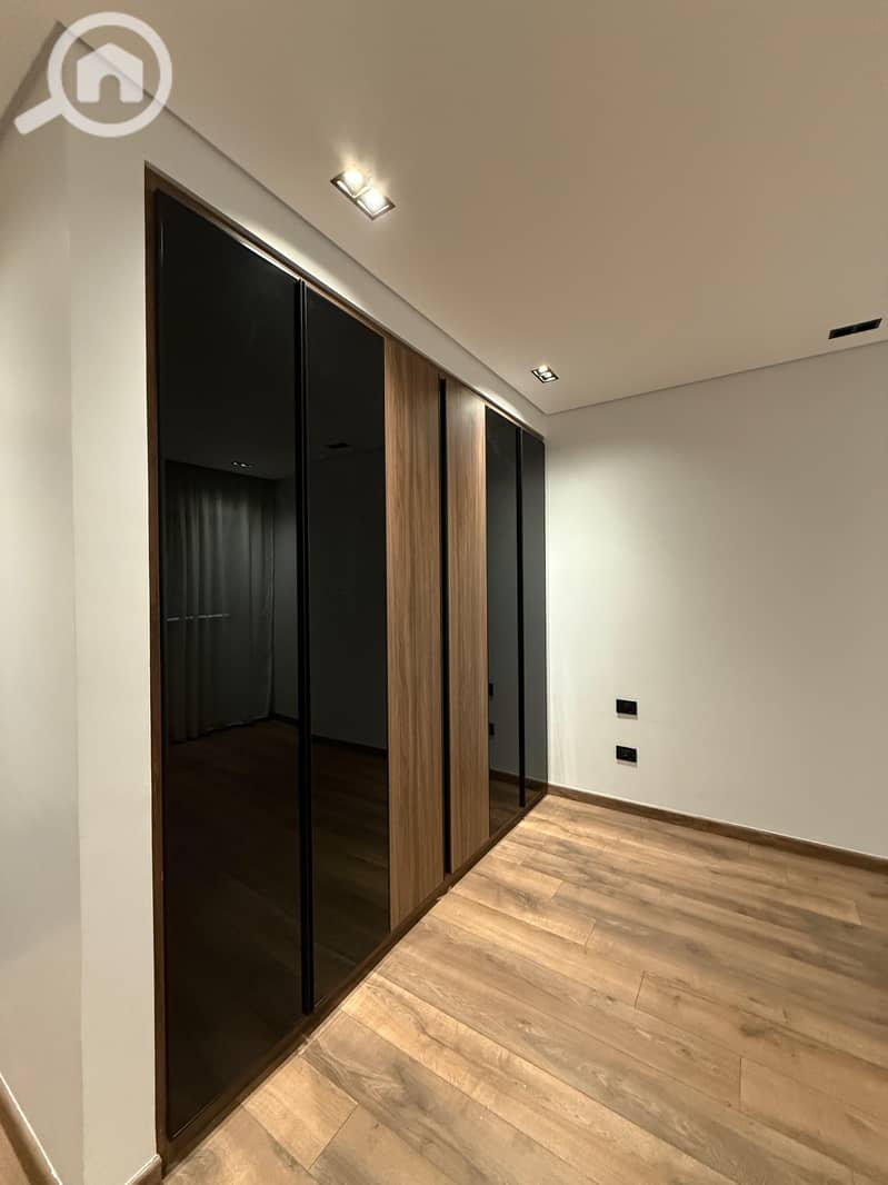 4 WhatsApp Image 2025-12-28 at 2.43. 56 PM. jpeg