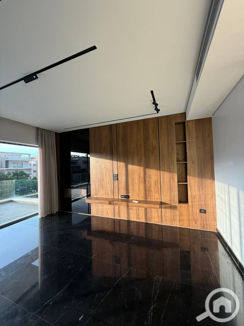 6 WhatsApp Image 2025-12-28 at 2.44. 08 PM. jpeg