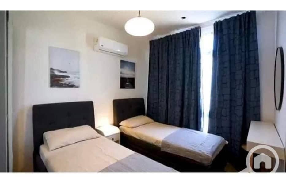 23 efe73941-bb28-4181-9dac-0a34c5a0697e. jpg