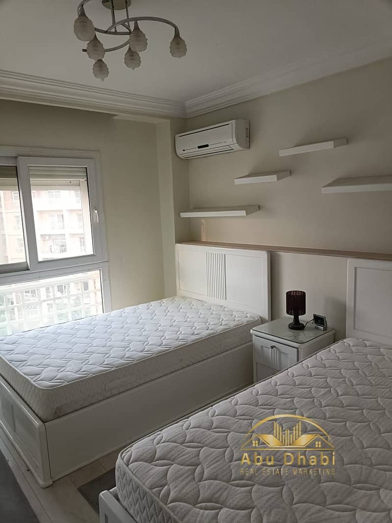 7 7eafe1b8-2b0f-40f1-a8e5-fe518c6c7dee. jpg