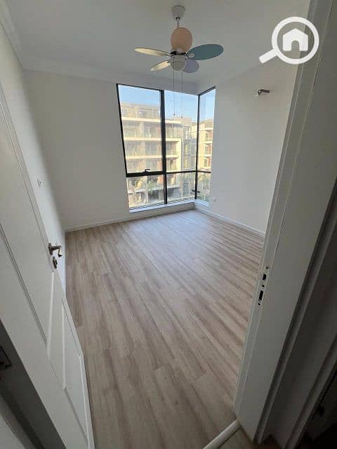 9 WhatsApp Image 2025-08-19 at 12.35. 14_cddd8d8f. jpg