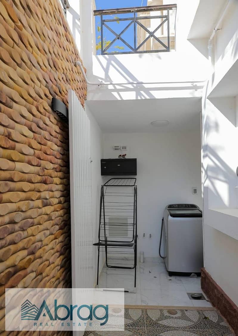 6 4dd96a63-959d-4891-aed3-73e94fd6cf90. jpeg