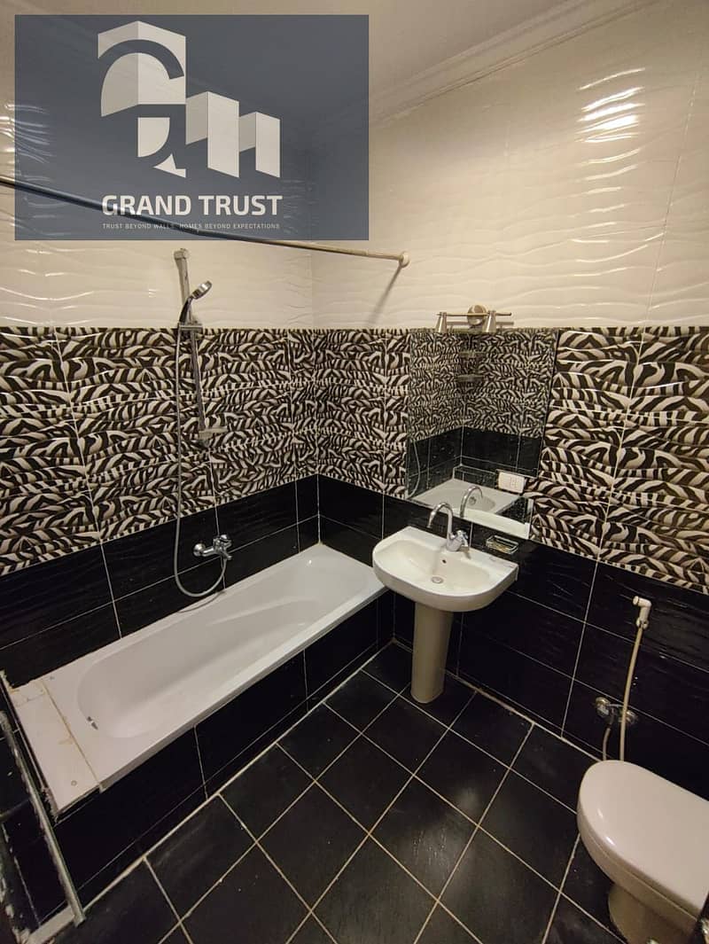 4 WhatsApp Image 2025-12-25 at 5.49. 50 AM (2). jpeg