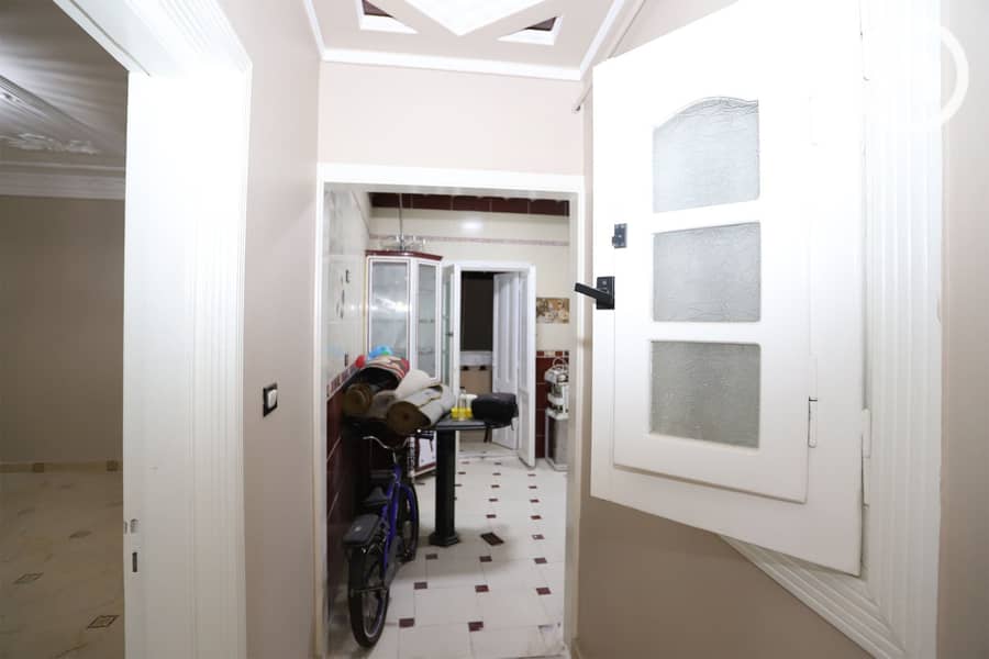 17 Untitled-1_0014_WhatsApp Image 2025-12-18 at 10.40. 14 PM (3). jpg