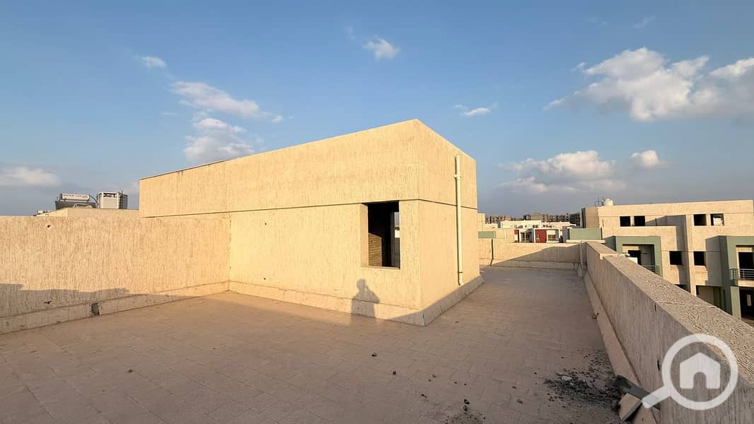 18 WhatsApp Image 2025-12-27 at 5.04. 47 PM. jpeg