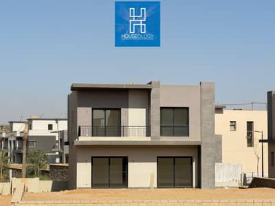 فیلا 4 غرف نوم للبيع في القاهرة الجديدة، القاهرة - WhatsApp Image 2025-12-25 at 15.41. 53 (1). jpeg