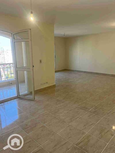 3 Bedroom Apartment for Sale in Madinaty, Cairo - IMG-20251228-WA0021. jpg