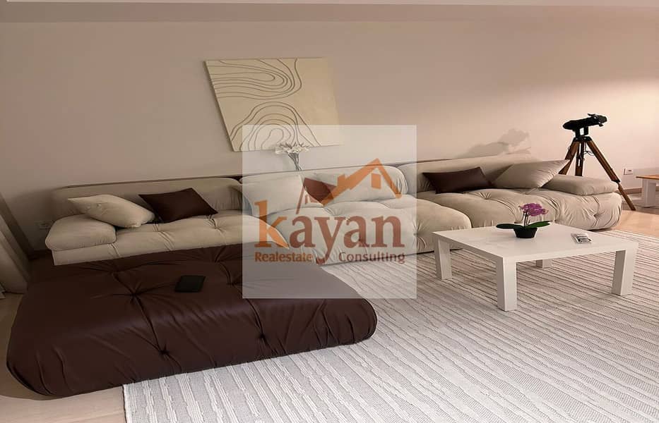 13 c2fb10a1-38d6-46b9-b21f-22c4c40ee9c2. jpg