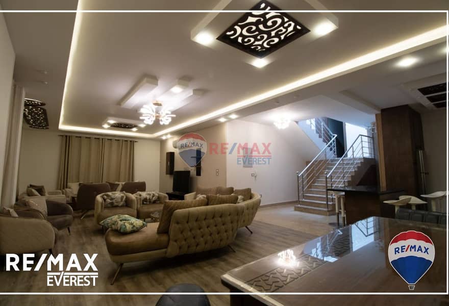 4 dfdd89c0-ab3f-4475-b9e2-1edc6ae1d722. jpg