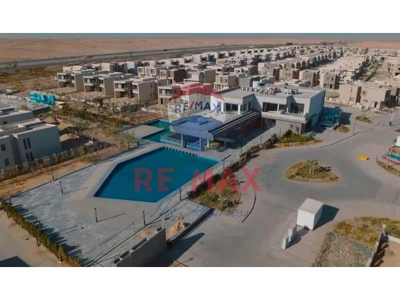 10 3f525fc8-cc65-4c21-87d0-b0cc2803503d. jpg