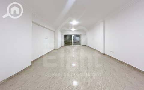 شقة 3 غرف نوم للايجار في سموحة، الإسكندرية - 2. png