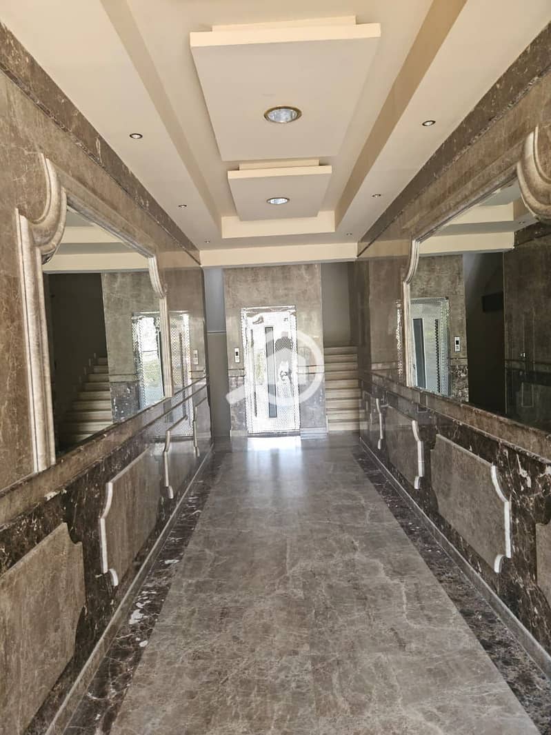 6 WhatsApp Image 2025-10-24 at 13.09. 07_15d177d8. jpg