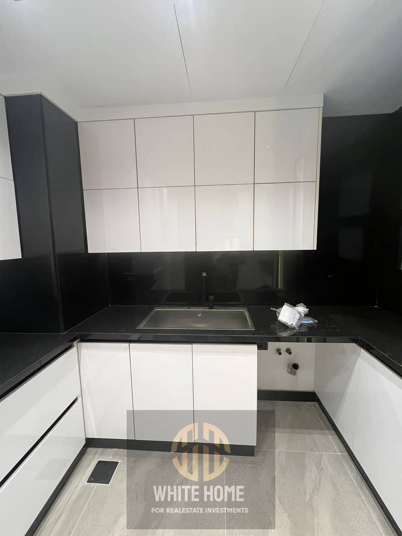 10 b2554ce1-089d-4679-9749-d628b08ee9e8. jpeg