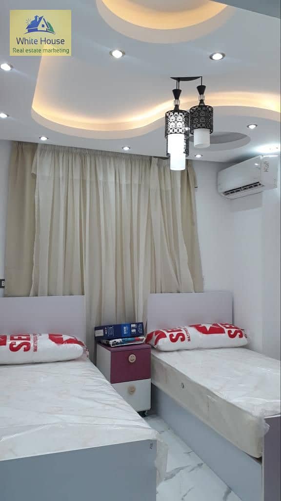 14 b2747f1a-921b-4b36-b12b-4b859a95e68a. jpg