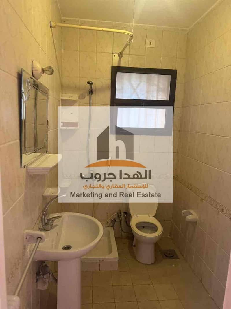 2 7115a6a1-4c61-4c26-8f31-3c449d51a143. jpg