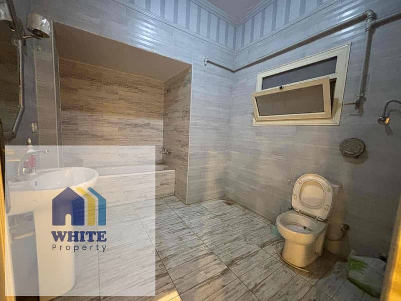 18 2ae37ed5-3cb1-4590-b9fe-4822de732dc4. jpg