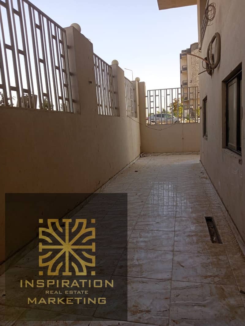 2 2e4f92ee-f801-4b7f-8191-a8c754f101a1. jpeg